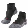 FALKE Dames Wandelsokken TK5 Short Antraciet