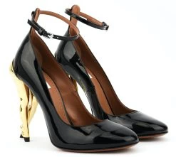 ALAIA CABARET PUMP PATENT BLACK